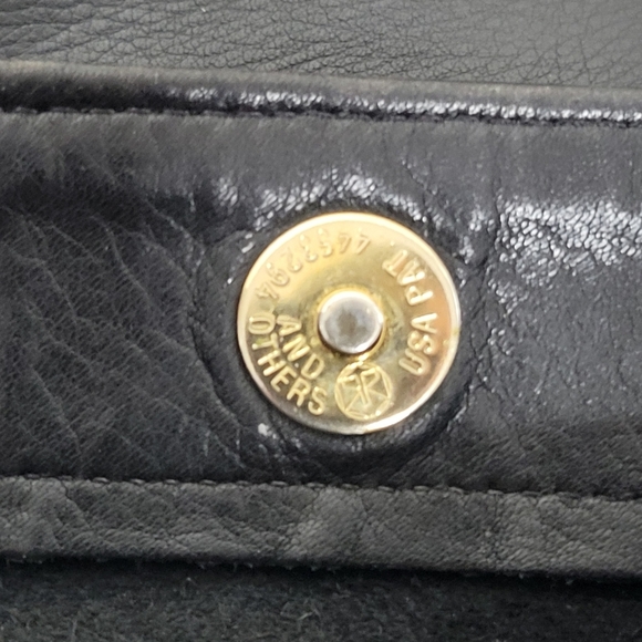 Vintage Coach  Lafayette Leather Shoulder Bag  #4140. - Picture 15 of 16